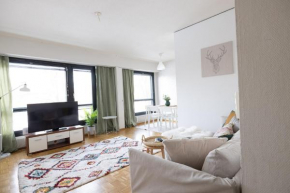 2ndhomes Spacious & Central 3BR Apartment with Sauna & Balcony